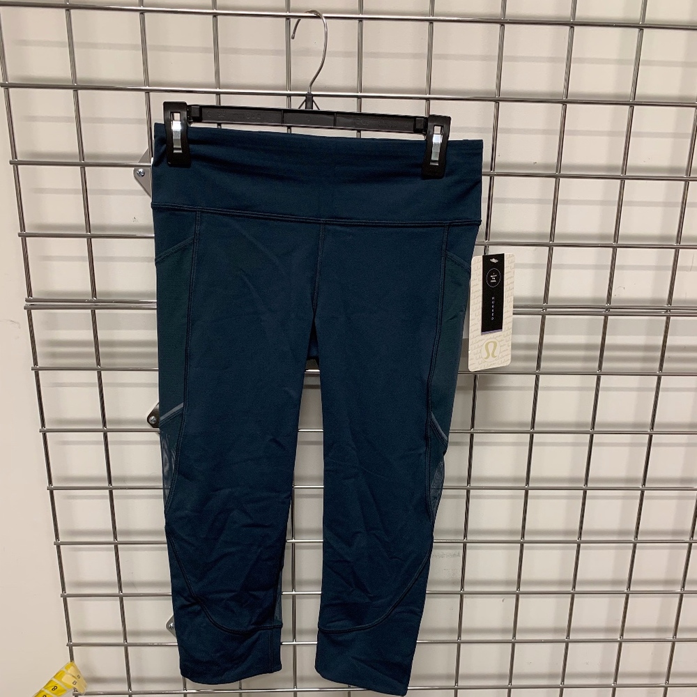 LULULEMON HOME STRETCH CROP